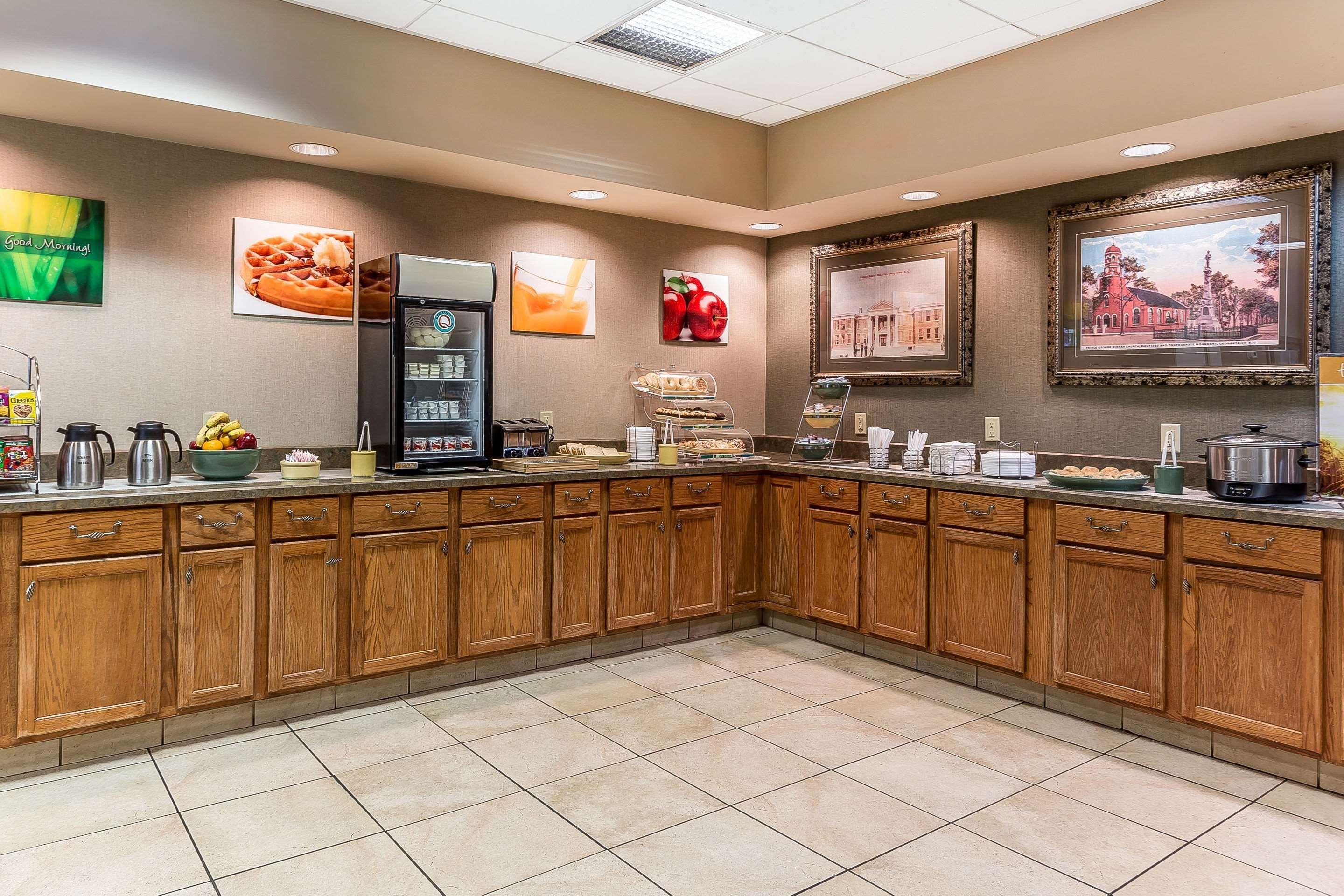 Quality Inn & Suites Georgetown Buitenkant foto