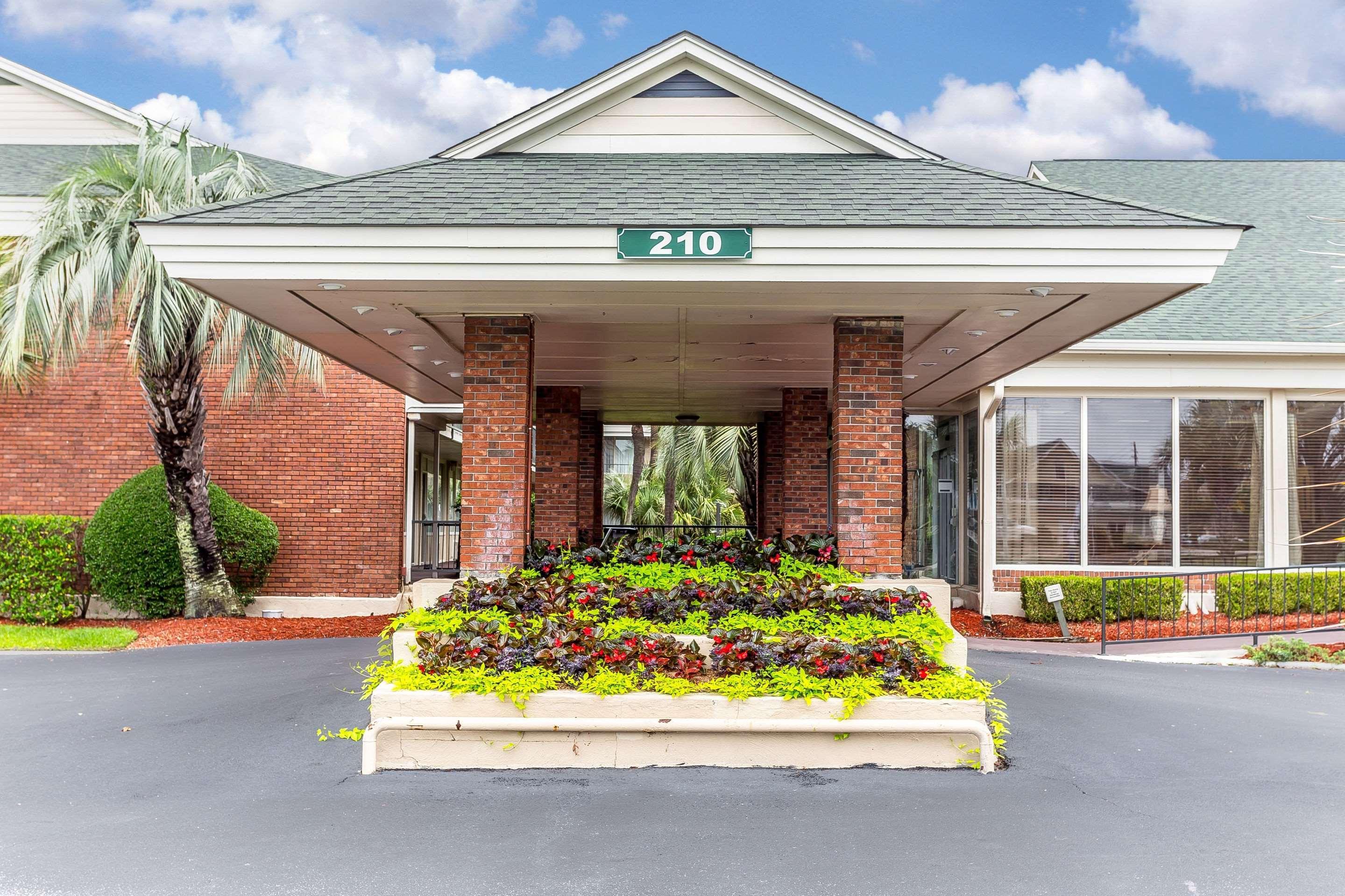 Quality Inn & Suites Georgetown Buitenkant foto