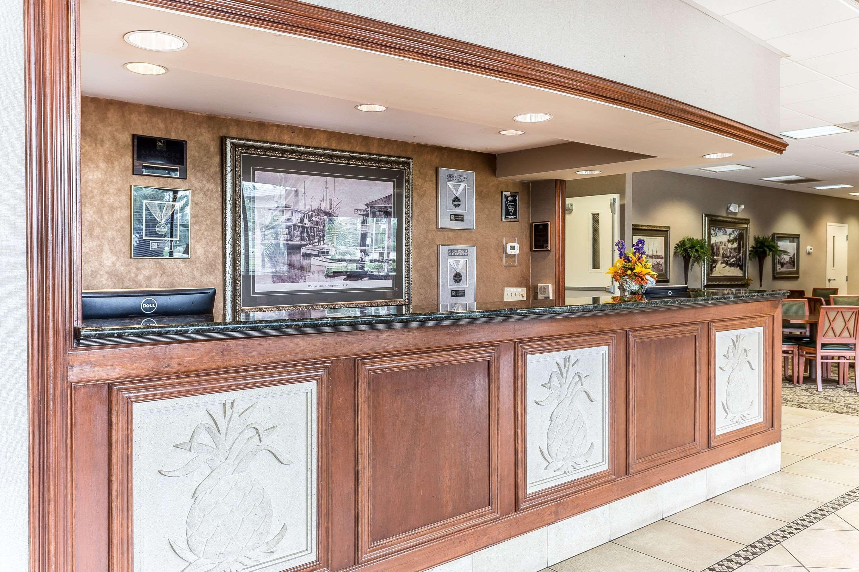 Quality Inn & Suites Georgetown Buitenkant foto
