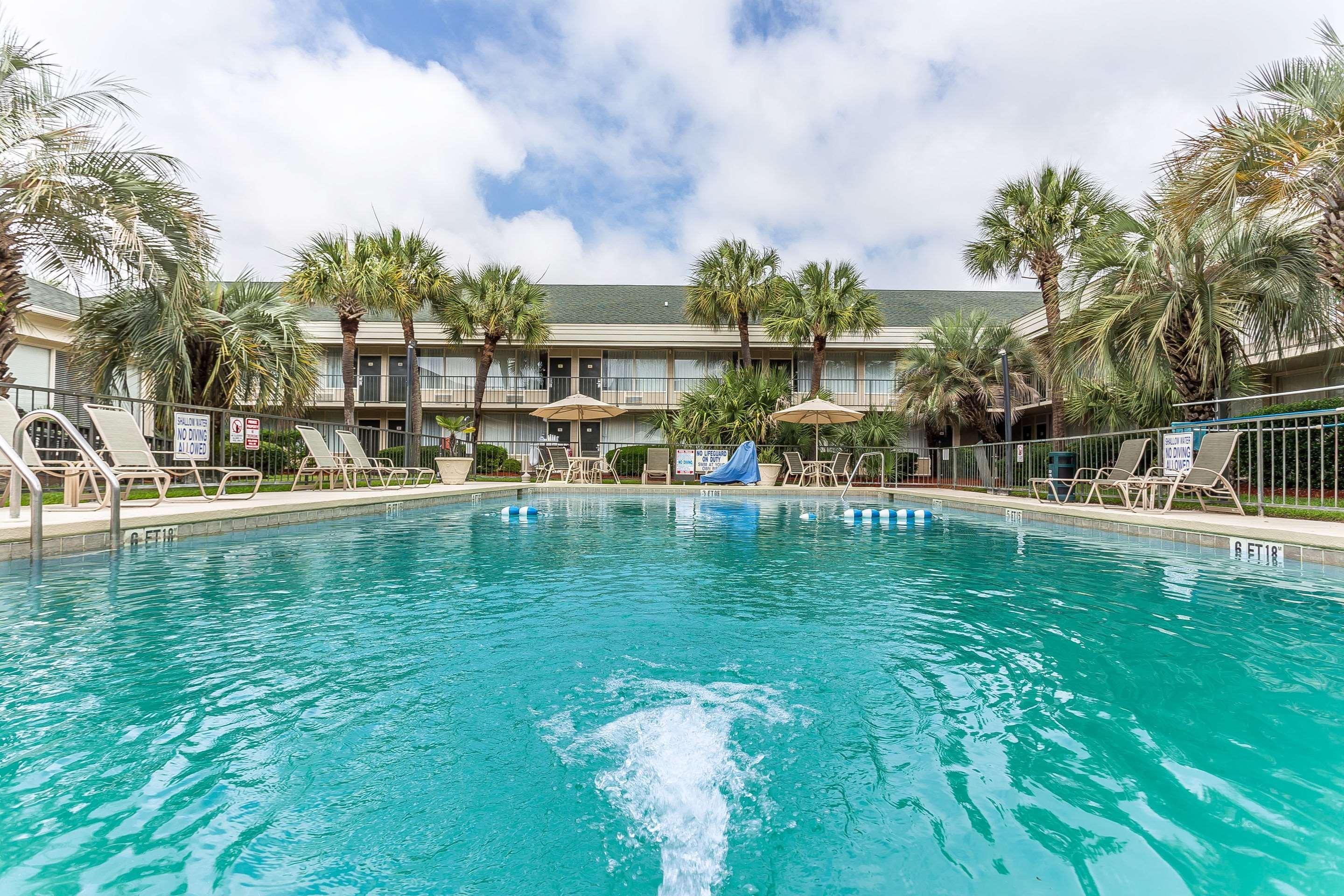 Quality Inn & Suites Georgetown Buitenkant foto