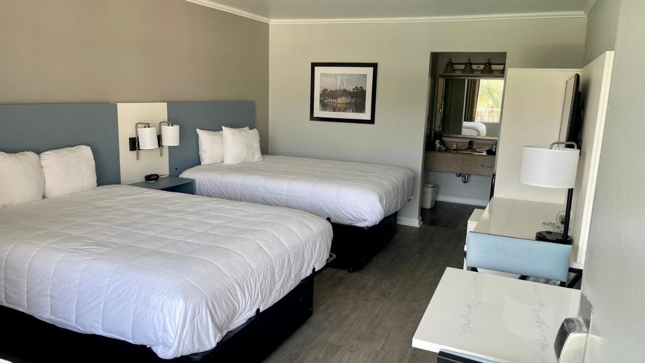 Quality Inn & Suites Georgetown Buitenkant foto